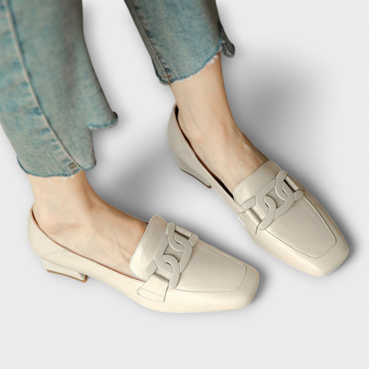 Noble Leather Round-Toe Loafers