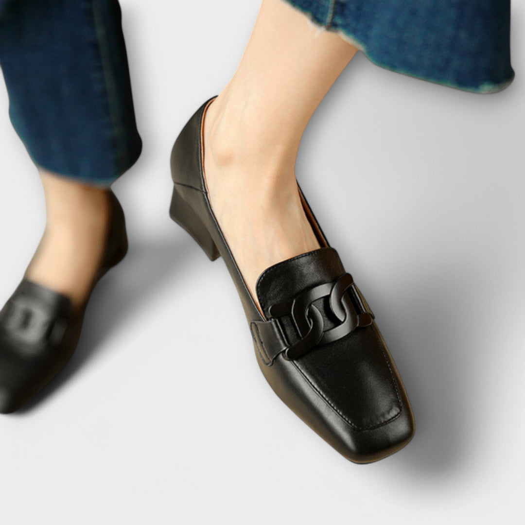 Noble Leather Round-Toe Loafers