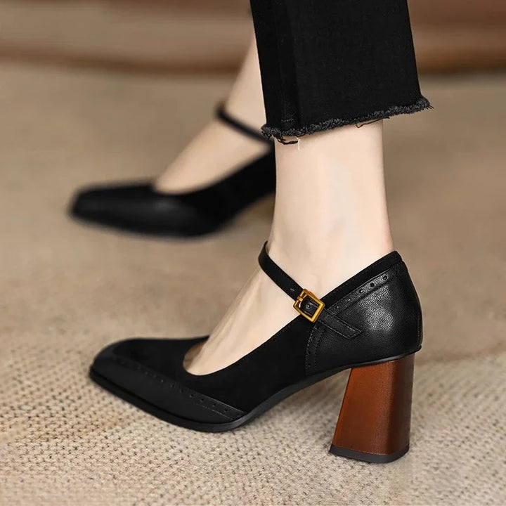 Classic Leather Pumps