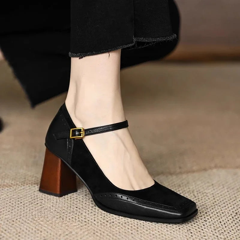 Classic Leather Pumps
