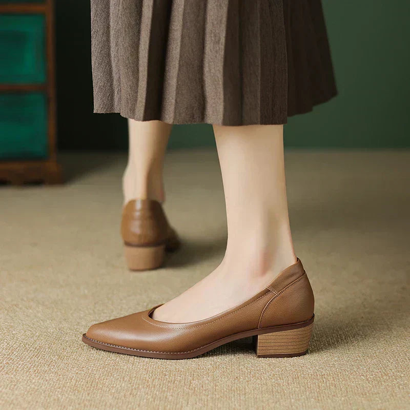 Graceful Mid-Heel Shoes