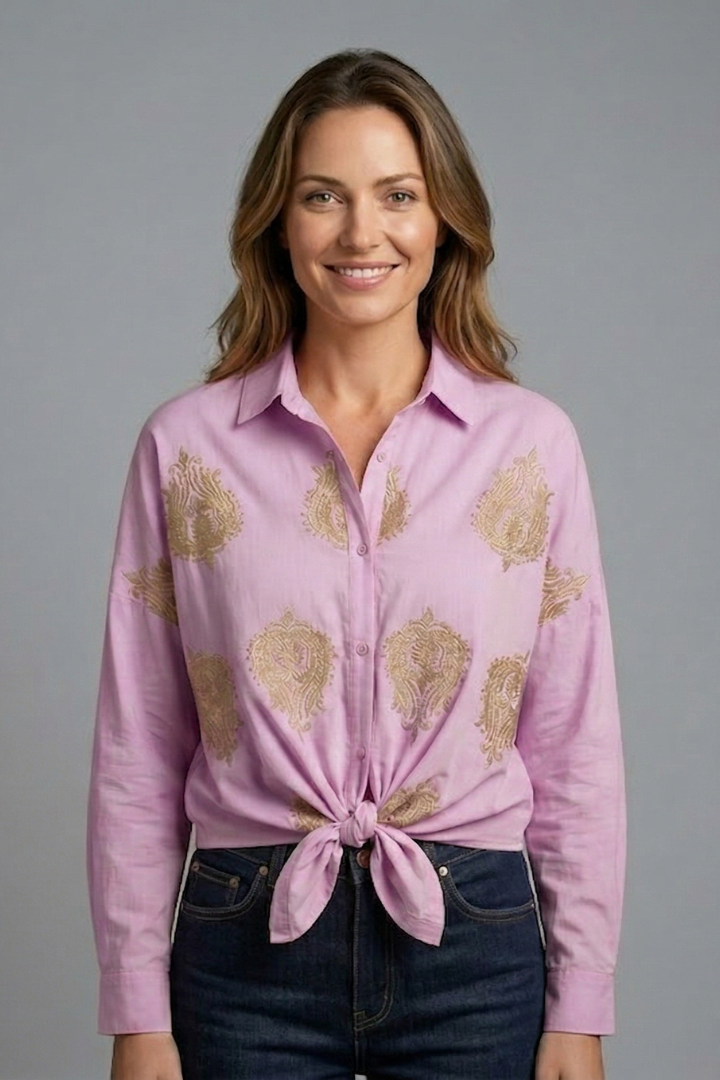 Women’s Blouse with Button Fastening and Long Sleeves