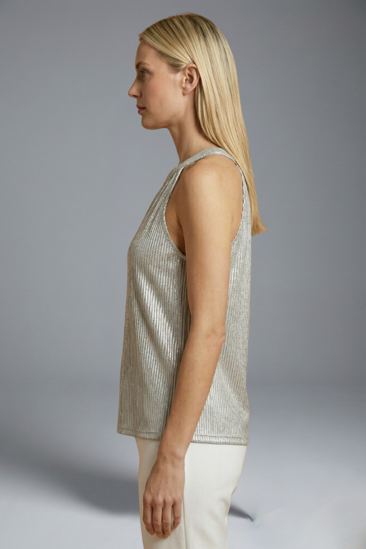 Women’s Halter Top with Round Neck and Sleeveless Design