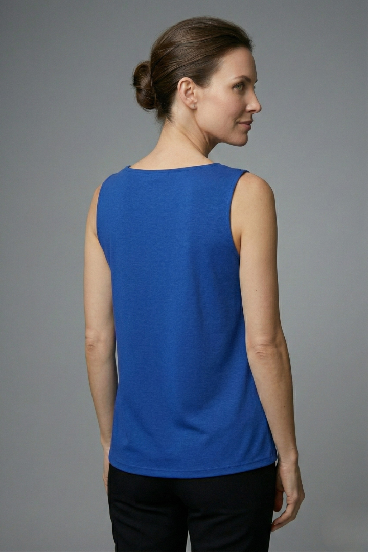 Women’s Sleeveless Blouse with Square Neck and Printed Surface