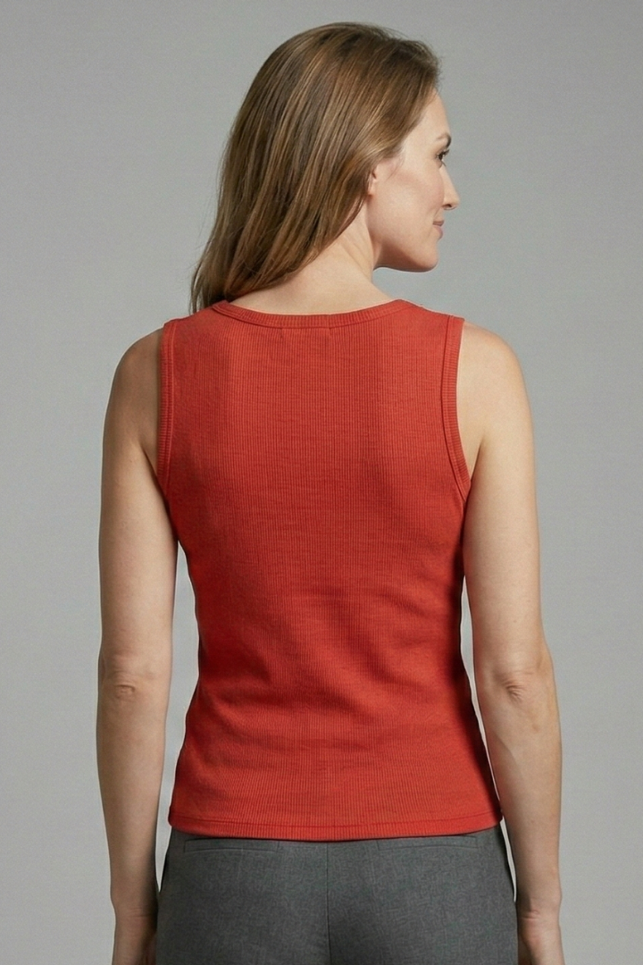 Women’s Sleeveless Top with V-Neck and Fitted Cut