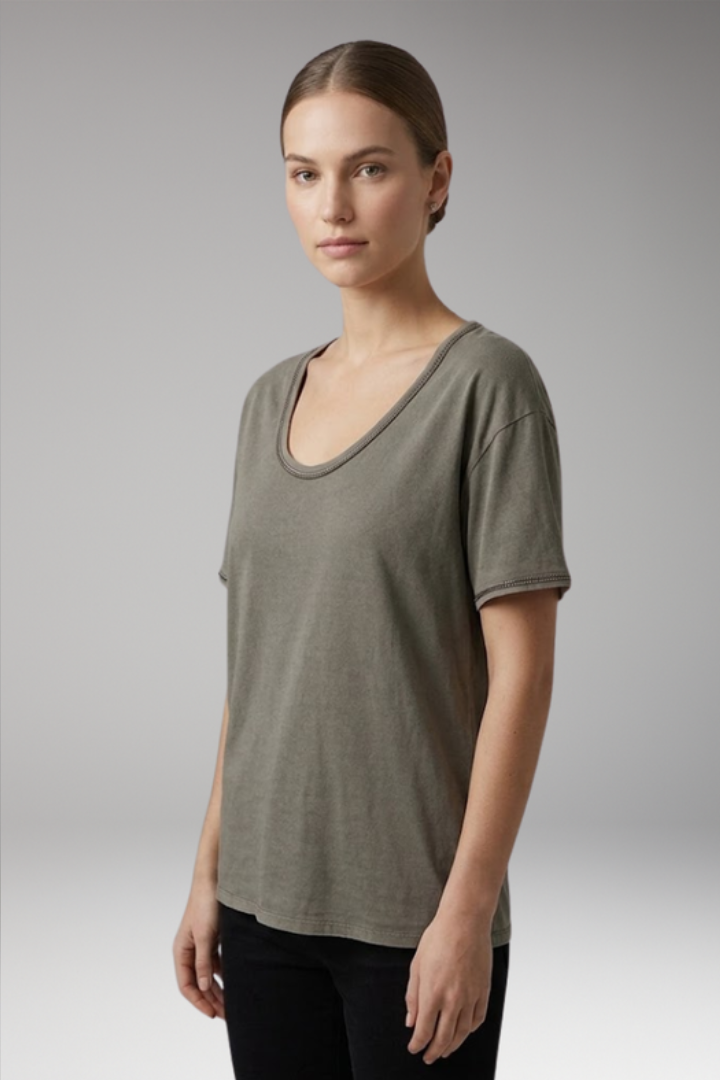 Women’s T-Shirt with Round Neck and Short Sleeves