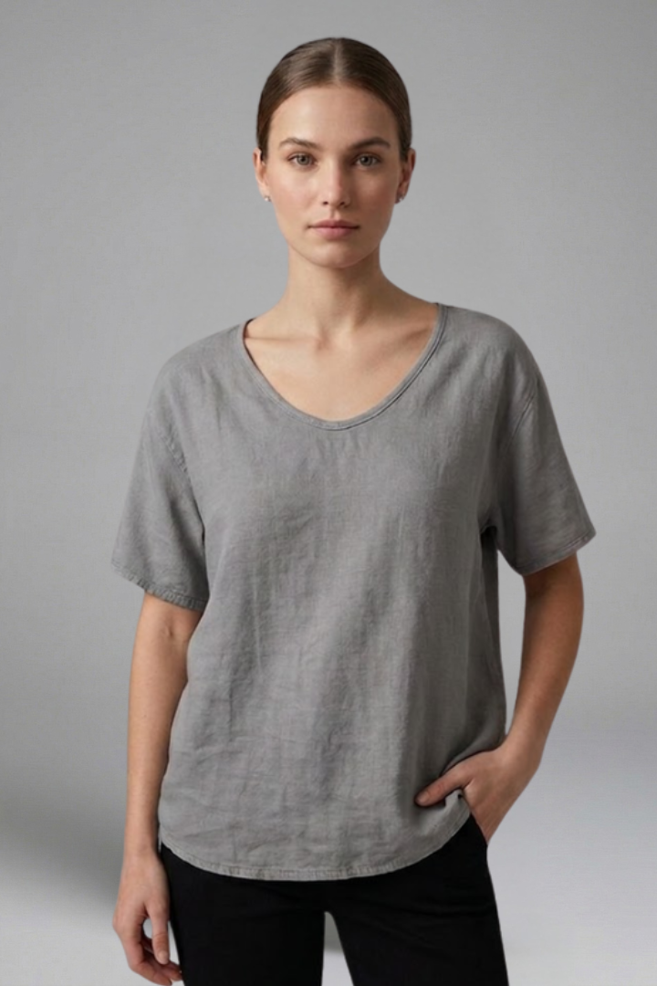 Women’s T-Shirt with Round Neck and Short Sleeves