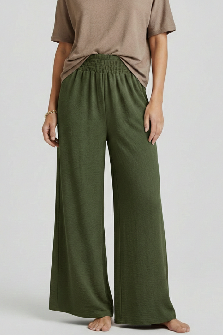 Women’s Trousers with Elastic Waist and Wide Legs