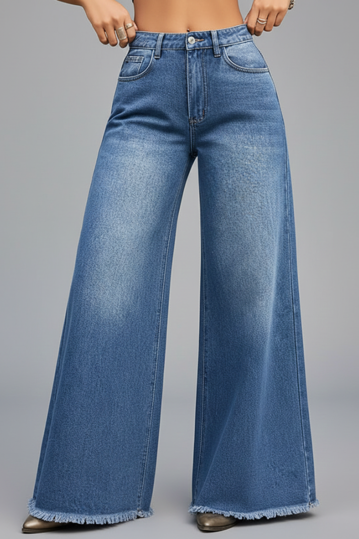 Women’s Wide-Leg Jeans with High Waist and Zipper Fly